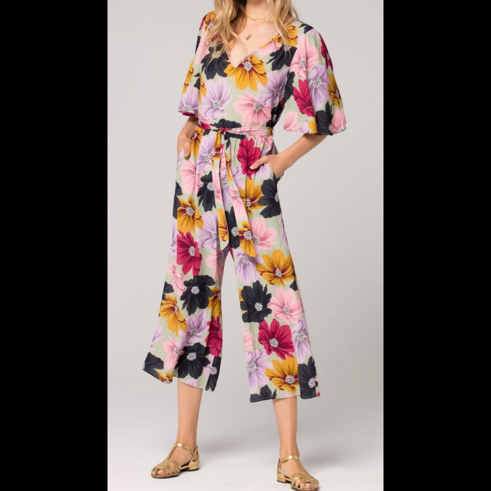 Band of Gypsies Lima Floral Print Jumpsuit SzS NWT